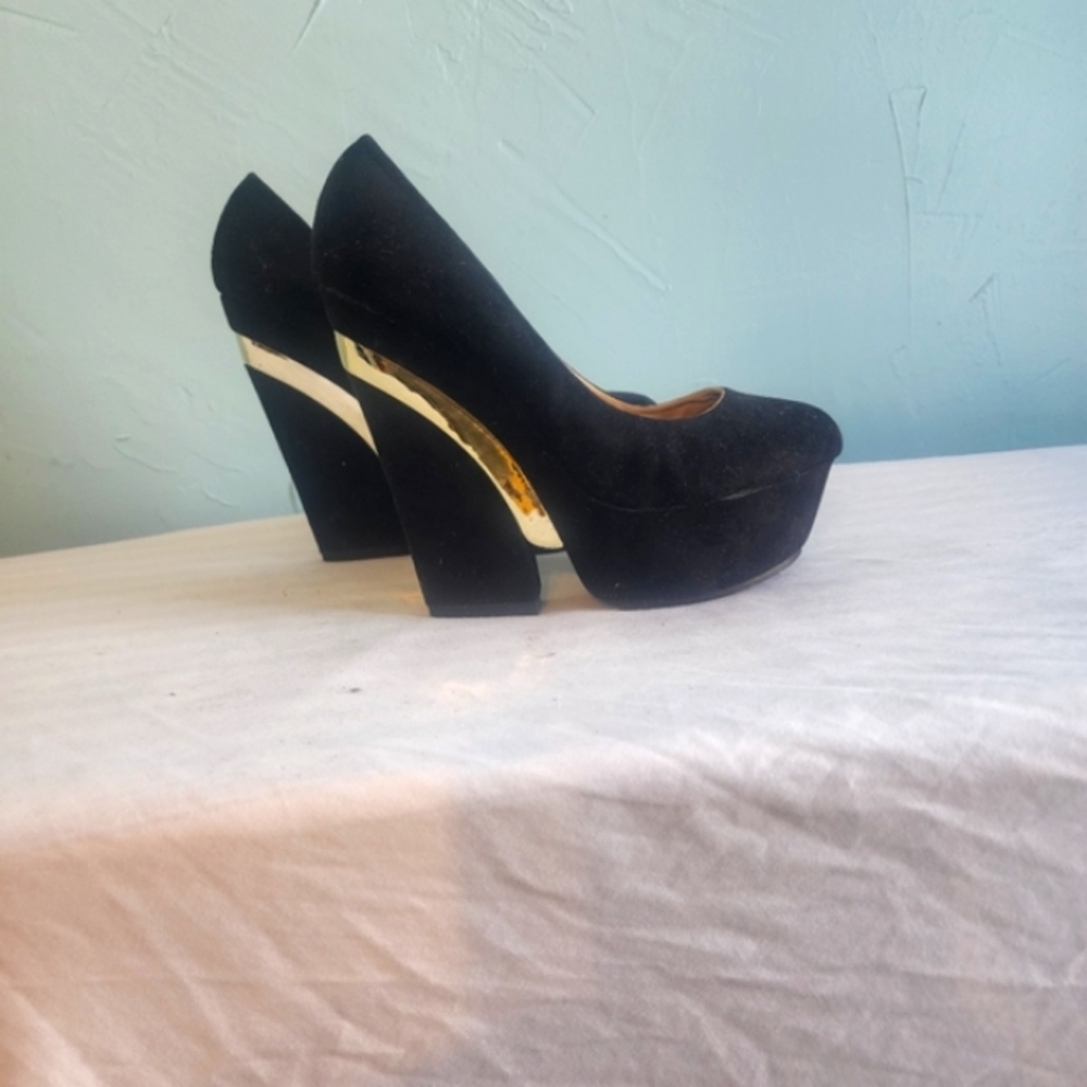Henry Ferrera wedges.